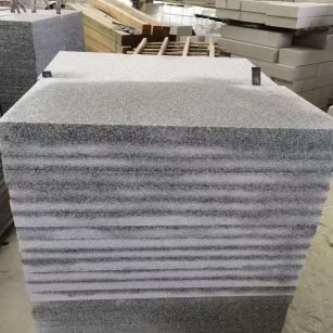 邵阳 芝麻白5公分火烧地铺成品，900*400，规格可定制