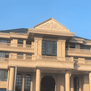 邵阳黄金麻别墅外墙干挂石材效果示例