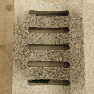 邵阳 芝麻白拉丝面花岗岩U型开槽排水槽