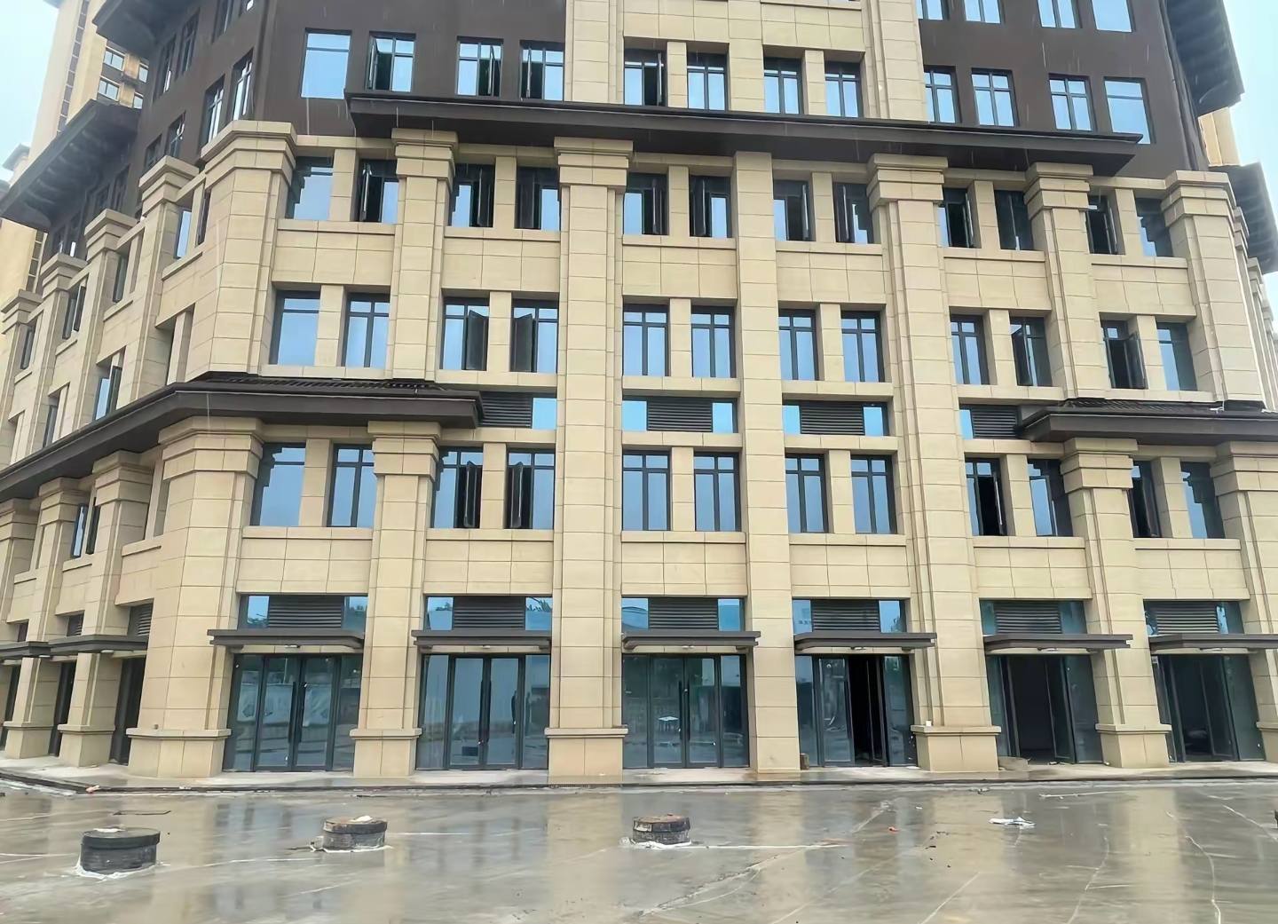 邵阳 黄金麻花岗岩荔枝面小区外墙干挂