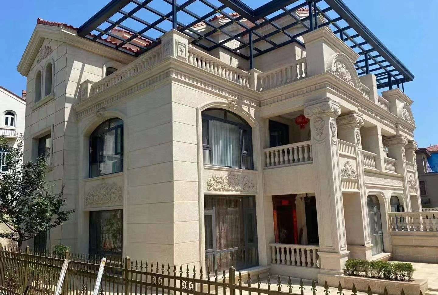 邵阳 黄金麻花岗岩荔枝面别墅外墙干挂