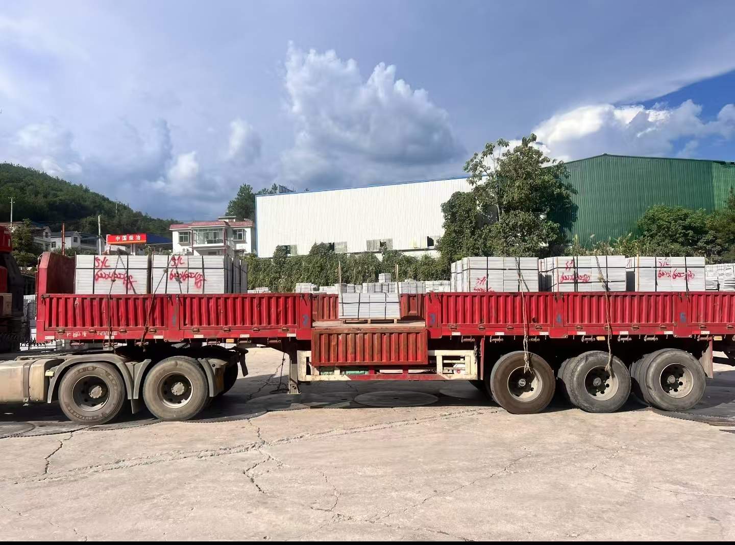 邵阳 芝麻灰花岗岩地铺石出货日常