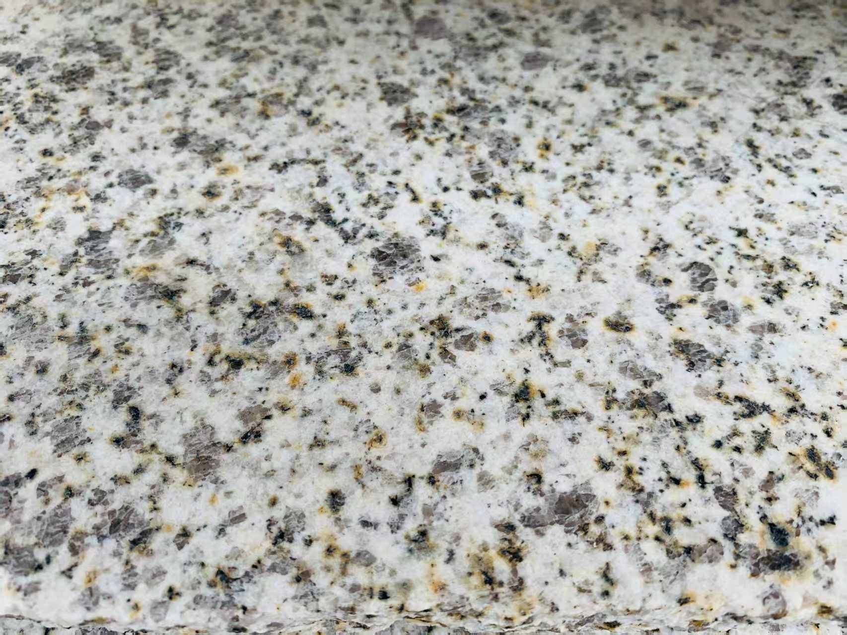 邵阳 黄金麻花岗岩石材浅黄光面