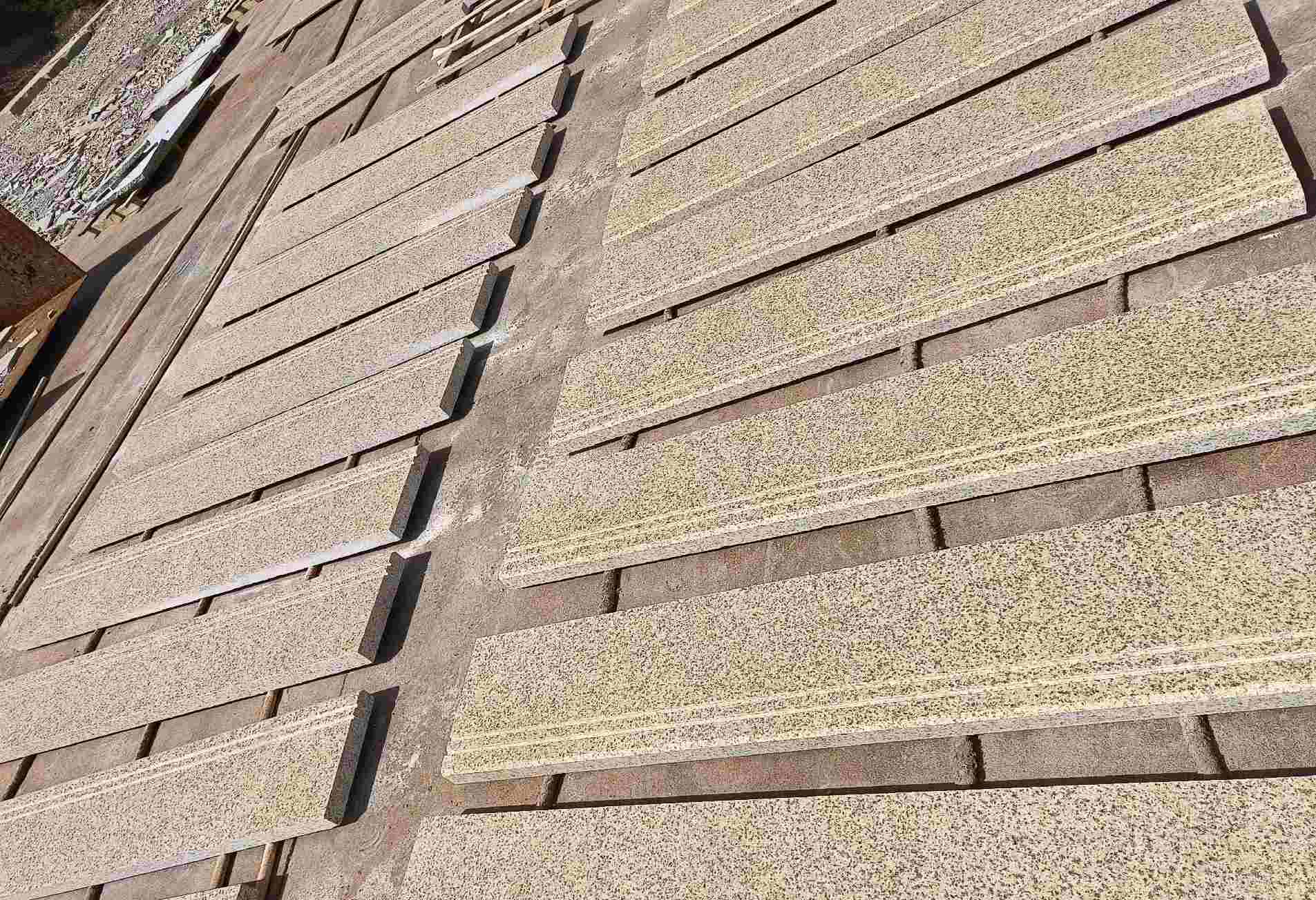 邵阳 黄金麻花岗岩光面楼梯踏步