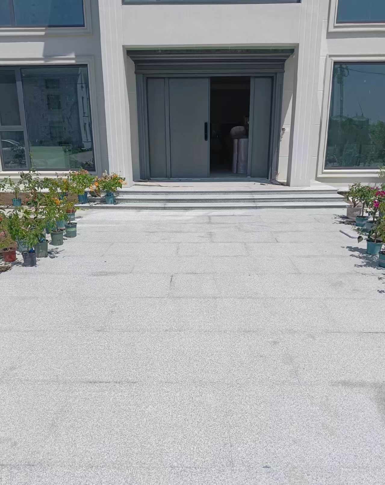 邵阳 芝麻白花岗岩地铺石地面铺装