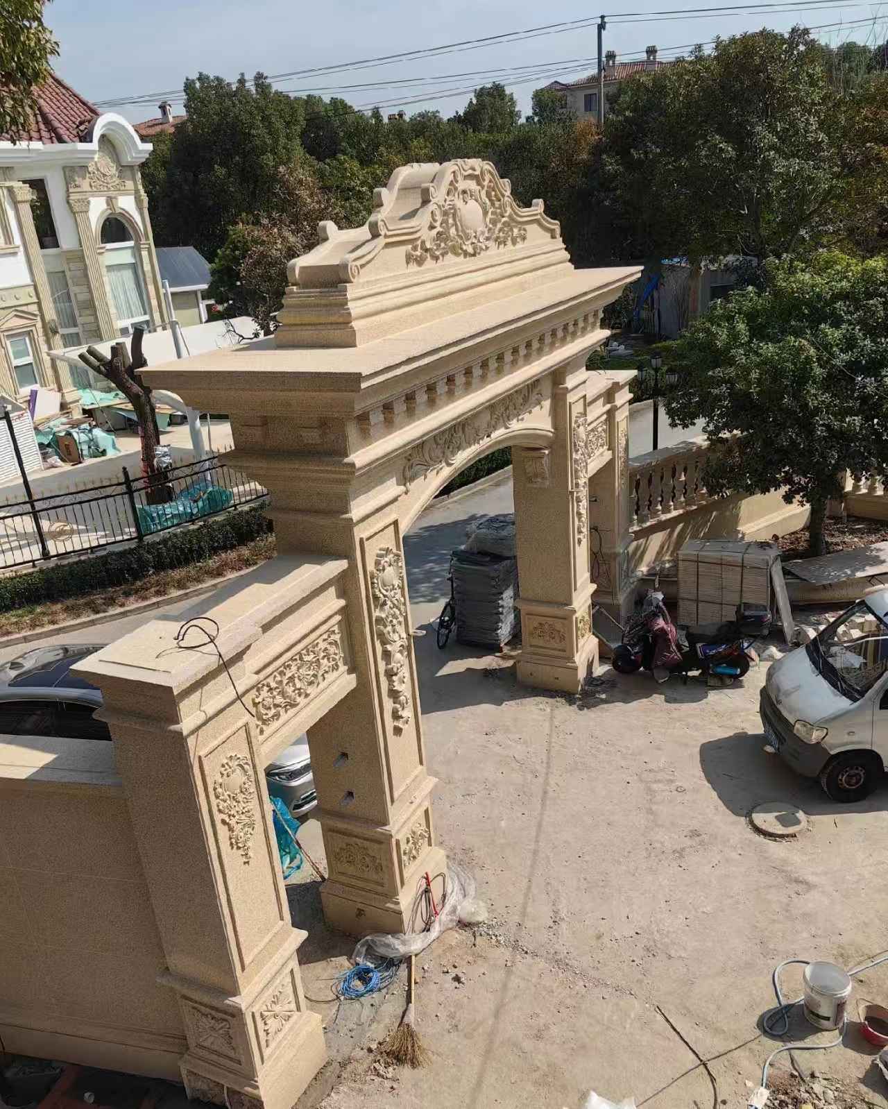 邵阳 黄金麻荔枝面花岗岩别墅门楼