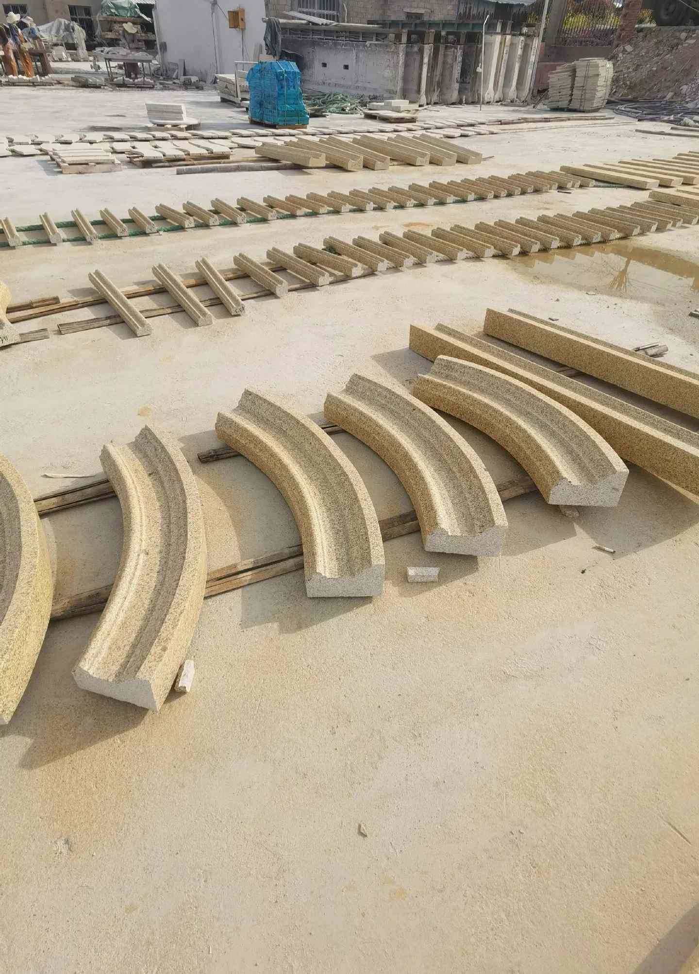 邵阳 黄金麻花岗岩别墅线条