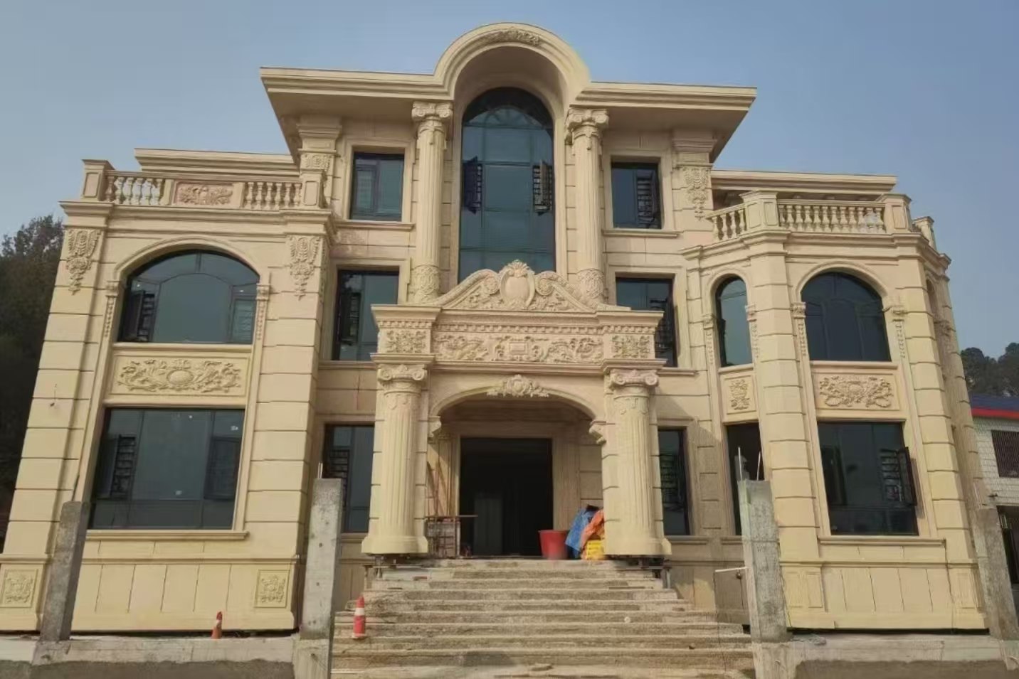 邵阳 黄金麻花岗岩别墅外墙干挂