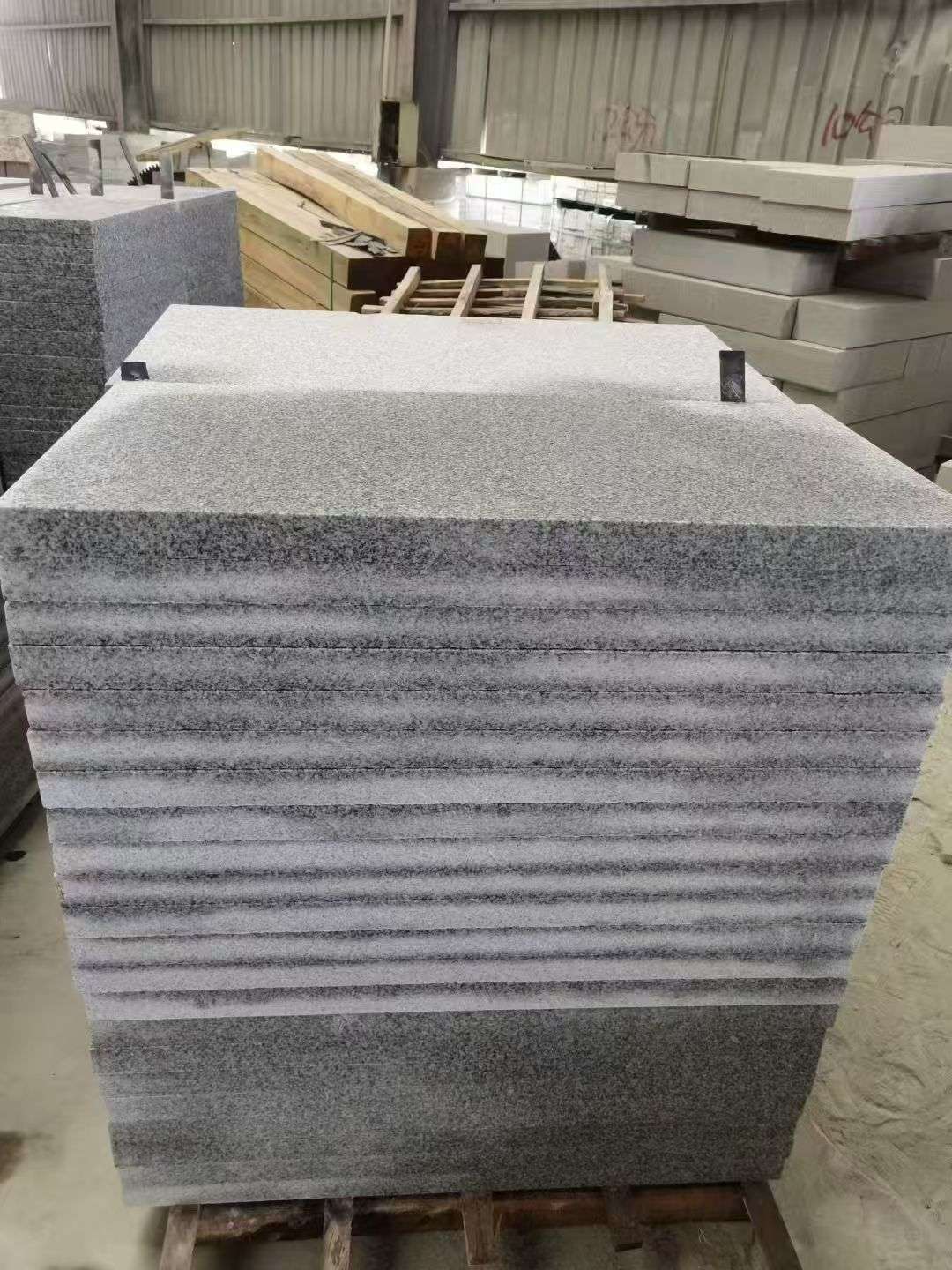 邵阳 芝麻白5公分火烧地铺成品，900*400，规格可定制